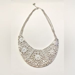 Vintage America Silver Collar Necklace